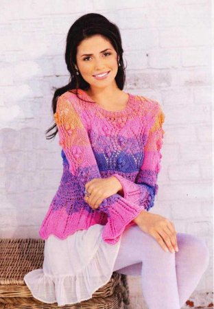 Приталенный разноцветный пуловер