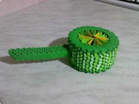 Модульное оригами: "Танк"