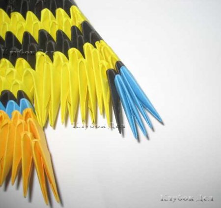 Модульное оригами: рыбка "Скалярия"