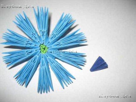 Модульное оригами: "Васильки"