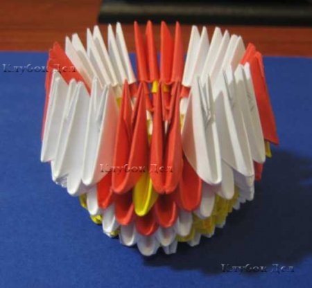 Модульное оригами: "Ваза для цветов"