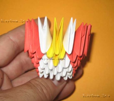 Модульное оригами: "Птичка"