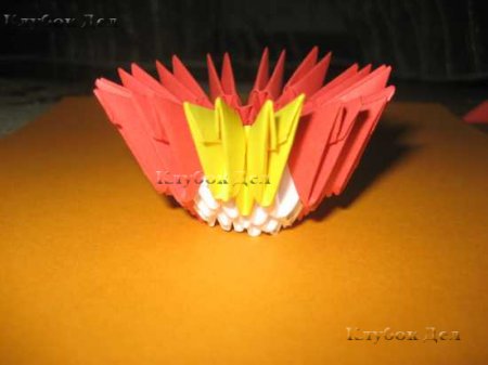 Модульное оригами: "Птичка"