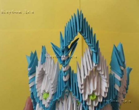 Модульное оригами "Конфетница"