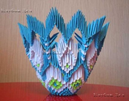 Модульное оригами "Конфетница"