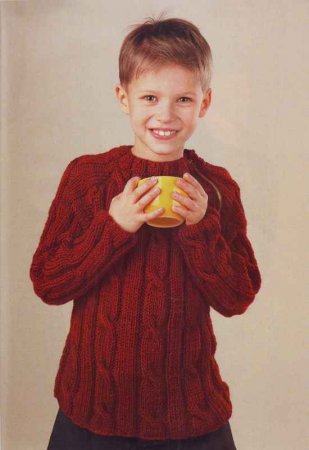 Коричневый пуловер с косами