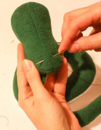 Шитье "Змейка"