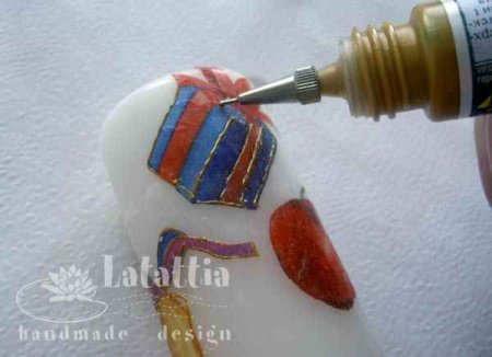 Декупаж на свече при помощи ложки
