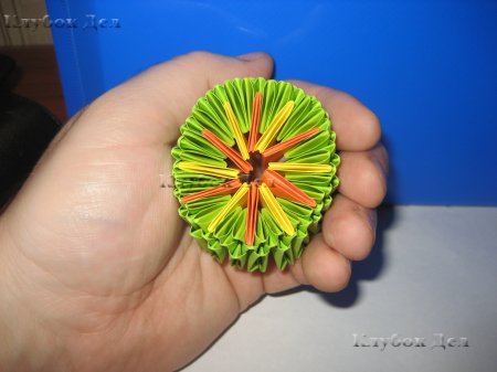 Модульное оригами: "Танк"