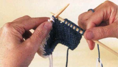 Диагональный жаккардовый узор интарсия