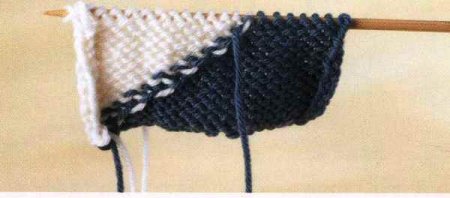 Диагональный жаккардовый узор интарсия