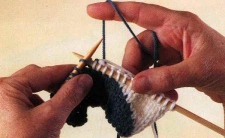 Диагональный жаккардовый узор интарсия