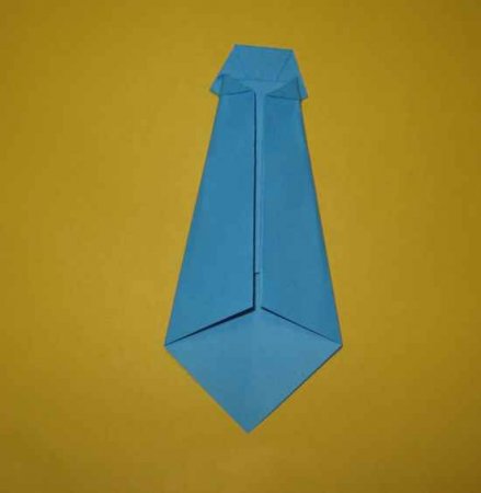 Открытка-рубашка в технике оригами