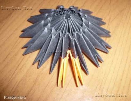 Модульное оригами "Подсолнухи в вазе"