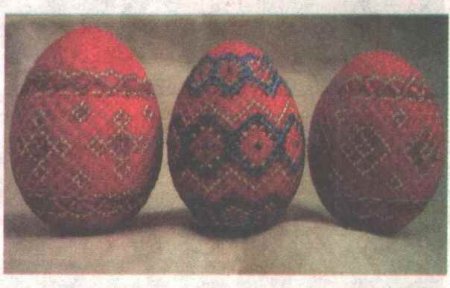 Пасхальные яйца из бисера