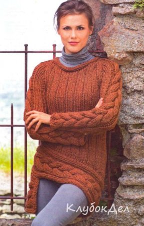 Пуловер с асимметричным краем