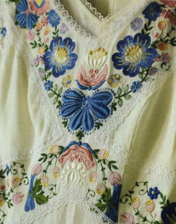 Вышивка гладью «Свадебное платье»