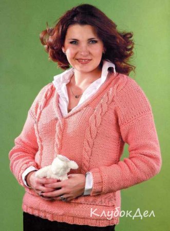 Персиковый пуловер с косами