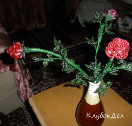 Розы из бисера