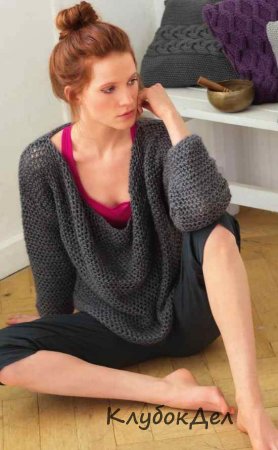 Пуловер с вырезом «качели»