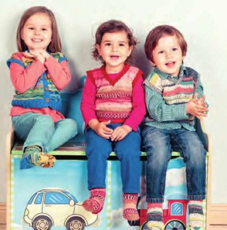 носки, жилет и безрукавка