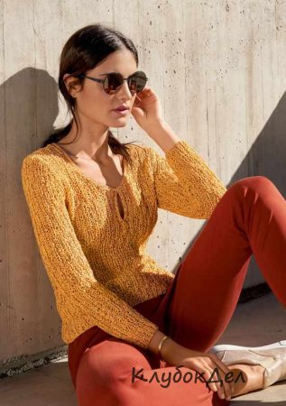 Золотистый пуловер спицами