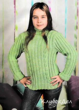 Зеленый пуловер для девочки